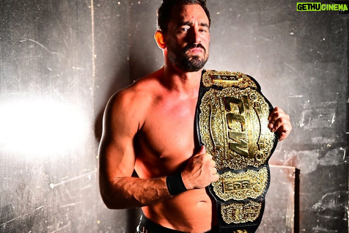 Ariel Levy - 362 Likes - 72 days… #thechampthatyoudeserve
📸: @tusslemania
