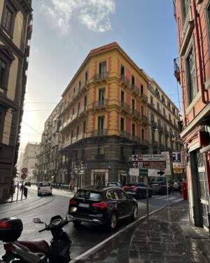 Arifin Putra Instagram - Pizza   Pasta   Stairs   Tunnels   Quirky Passion   A bit of Chaos   Diego Maradona = Naples, Italy