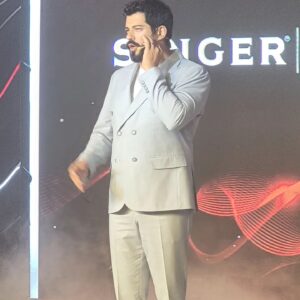 Arifin Shuvo Instagram - About this evening 🤟🏽
@singer.bangladesh #burakozcivit @bidya_mim