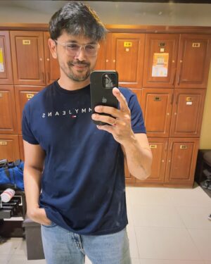 Arifin Shuvo Instagram - Hello🫰🏼