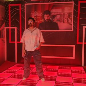 Arifin Shuvo Instagram - About this evening 🤟🏽
@singer.bangladesh #burakozcivit @bidya_mim