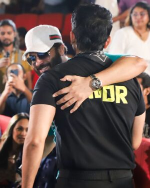 Arifin Shuvo Instagram - গত রাতে তুফান ঝড়ে 🌪️

@chorkiofficial @svfsocial @theshakibkhan @_raihanrafi_ @masumanabila @jf.oishee @chanchal_chowdhury