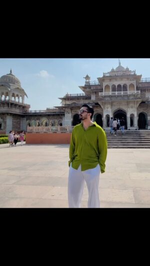 Arifin Shuvo Instagram - Daal baati churma hawa mahal and me.🏰🍱🐪

In love with Jaipur❤️

#jaipur #jaipurdiaries #rajasthan #travel #travelphotography #passion #adventure #me #selflove #instagram #instalike #dhakagram #dhaka #bangladesh #entertainment ##arifinshuvoo #love #lost #live