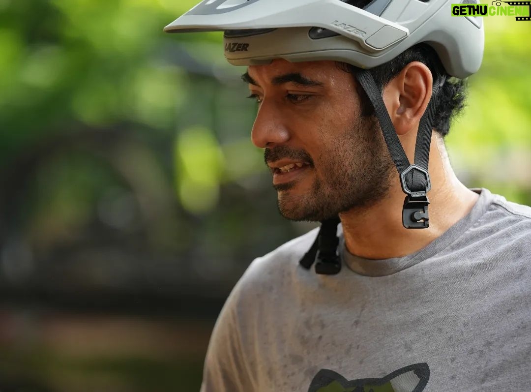 Ario Bayu - 1.9K Likes - Sepedaan kayaknya mantep #polygonbikes