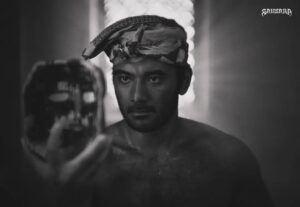 Ario Bayu Instagram - CINTA, AMARAH, KESERAKAHAN, KETAKUTAN

Berlatarkan Bali di awal abad ke-20 yang mistikal, Samsara bercerita tentang seorang pria dari keluarga miskin bernama Darta. Ia mengalami penolakan saat ingin melamar pujaan hatinya, Sinta, yang merupakan anak dari keluarga berada. Demi bisa menikahi Sinta, ia pun melakukan perjanjian gaib dengan Raja Monyet untuk mendapatkan kekayaan harta. Namun, tanpa ia sangka, perjanjian tersebut menjadi mula dari malapetaka bagi keluarganya.

_________________

LOVE, ANGER, GREED, FEAR

Set in mystical Bali in the early 20th century, Samsara tells the story of a man from a poor family named Darta. He experiences rejection when he wants to propose to his sweetheart, Sinta, who comes from a wealthy family. To marry Sinta, he makes an occult agreement with the Monkey King to obtain wealth. Little did he know this agreement would begin a series of disastrous events for his family.

#Samsara #FilmSamsara #SamsaraCineconcert #SilentMovie #BlackandWhiteMovie