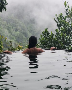 Ariyana Glory Instagram - Nature & feelzzzz 💓

#ariyana #ariyanaglory