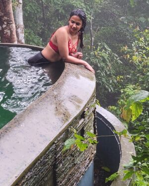 Ariyana Glory Instagram - Nature & feelzzzz 💓

#ariyana #ariyanaglory