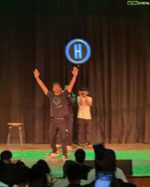 Arjun Mathur Instagram - I did remember Raunaq Rajani from ‘Comicstaan,’ but didn’t properly learn to appreciate him until the Youtube algo started throwing ‘Relationsh!t Advice’ at me (you should also seek this advice). It was a black-hole that @teebirdyfly and I couldn’t easily pull ourselves out of.

His ‘manner of speaking’ reminded me specifically of my SoBo inhabiting, Marian friends (shout out St. Mary’s Boys). And then I learned the school that he was from, and it was OBVIOOO.. But this was a side-note.

One fine day I slid into his DMs because I HAD to know why the ducking duck he kept referring to himself as ‘Michelle Obama’ in his segues (this research, you may do yourselves).

Last evening, we finally met after I watched him film his special - the very aptly titled ‘Manchild’ - to a packed auditorium. An absolute riot, that you should watch whenever and wherever you have the opportunity.

Congratulations @sirraunaqrajani on an absolute banger of a show and also for managing to actually get me out of my home.

Support comedy, friends. And like share subscribe this really funny human ASAP.