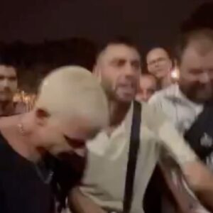 Arkano Instagram - Ayer bajé al parque a compartir con las auténticas bestias que están creando la vanguardia del freestyle. Cada vez estoy más seguro de que en el futuro se estudiará este movimiento y vosotros marcáis otra época. Un honor haber sido jurado de la @generalrrap y mi admiración a lo que estáis haciendo, estáis locos💗💗💗