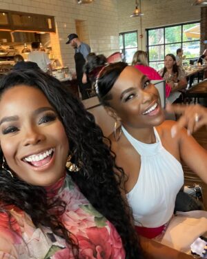 Arlene Martin Instagram - Saturday Girls Night out with my sis Joyce Gilliard at The Optimist YES Please🙋🏾‍♀️ #WinnersCircle #BlessedForever 🥂💓