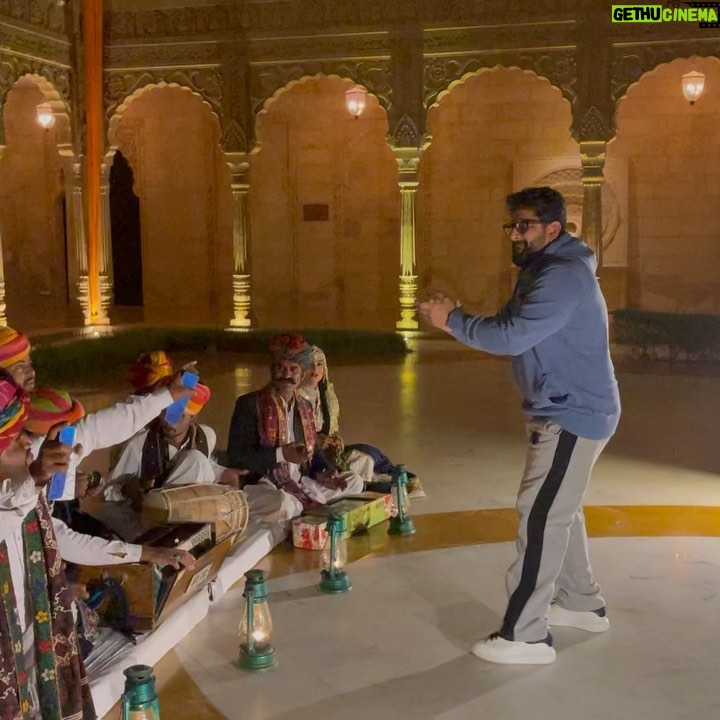Arshad Warsi - 151.7K Likes - I just love Rajasthani folk music...