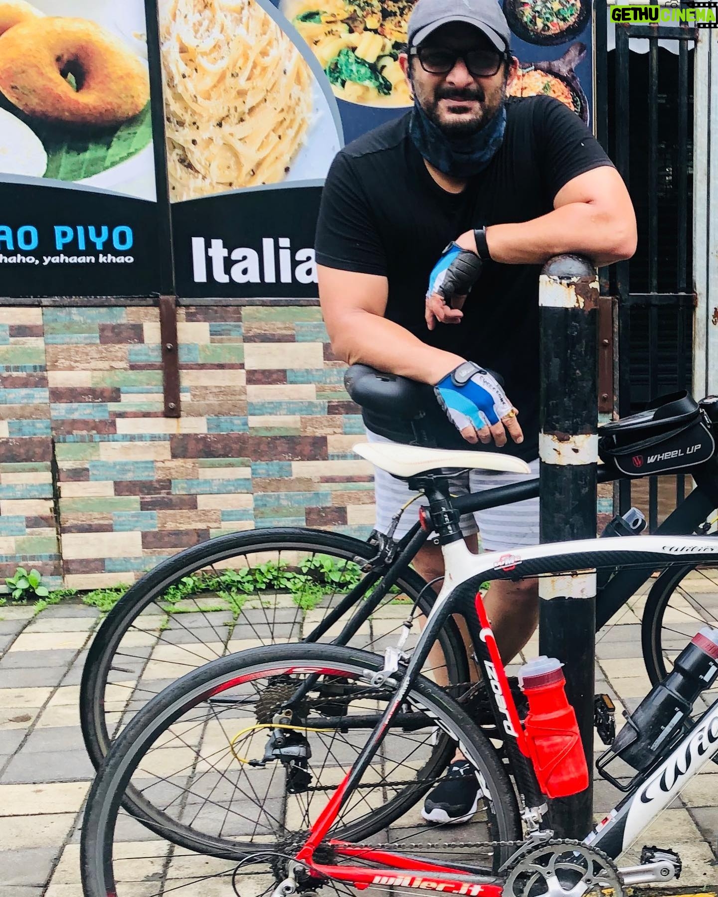 Arshad Warsi - 74.8K Likes - You can actually see what’s at the back of my mind...