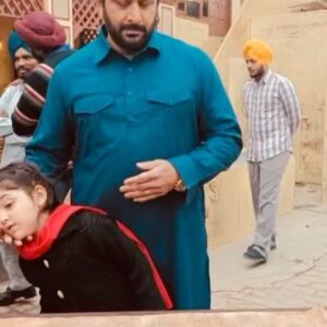 Arshad Warsi Instagram - My super talented & adorable daughter, Kiara, in Banda Singh.