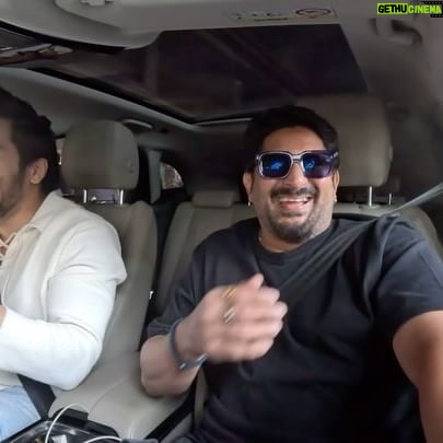 Arshad Warsi - 279.3K Likes - Hey guys, welcome back to another episode of āLong Drive With Faisuā aaj hamare guest hai, unki comic ki jawab toh pura Bollywood de sakta hai, lekin jab yeh thriller series karte hai, pura Bollywood inka fan hojaata hai! Presenting Comedy ka Circuit @arshad_warsi toh chalo ek entertainment bhare Long Drive pe!