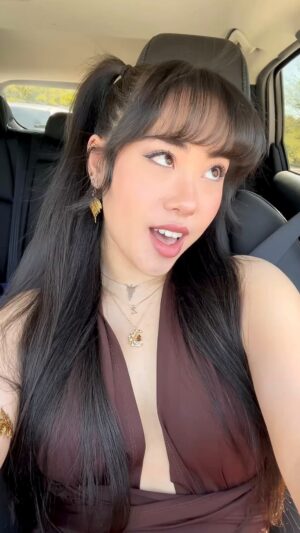 Artemis Instagram - tiktok saw it first 🤎