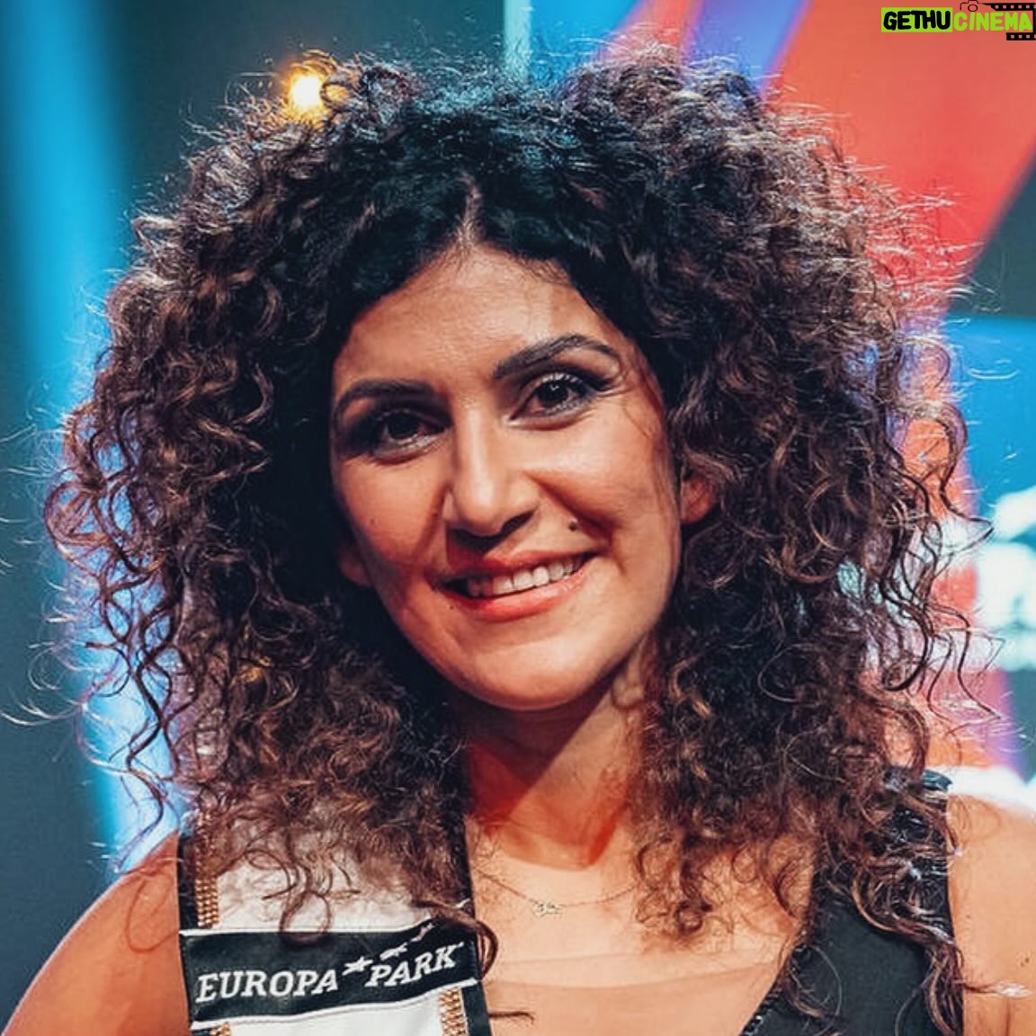 Arthur Morisson - 12.7K Likes - Essa Ć© a Miss Alemanha 2024.
Ela não é alemã. Ela não é bonita.
Bom, pelo menos Ć© uma mulher (aparentemente).
A competição passou a premiar mulheres nĆ£o só pela beleza, mas por seus ātrabalhos sociaisā.
Isso Ć© tudo o que vocĆŖ precisa saber sobre os atuais concursos de beleza.
O belo é relativizado e os padrões de beleza jÔ não importam mais.
Concursos onde mães são barradas e impedidas de competir apenas por serem mães, mas homens biológicos que se sentem mulheres são permitidos.
O mundo estÔ invertido, mas é nosso dever lembrar a todos o que eles fazem tanta questão de esconder.