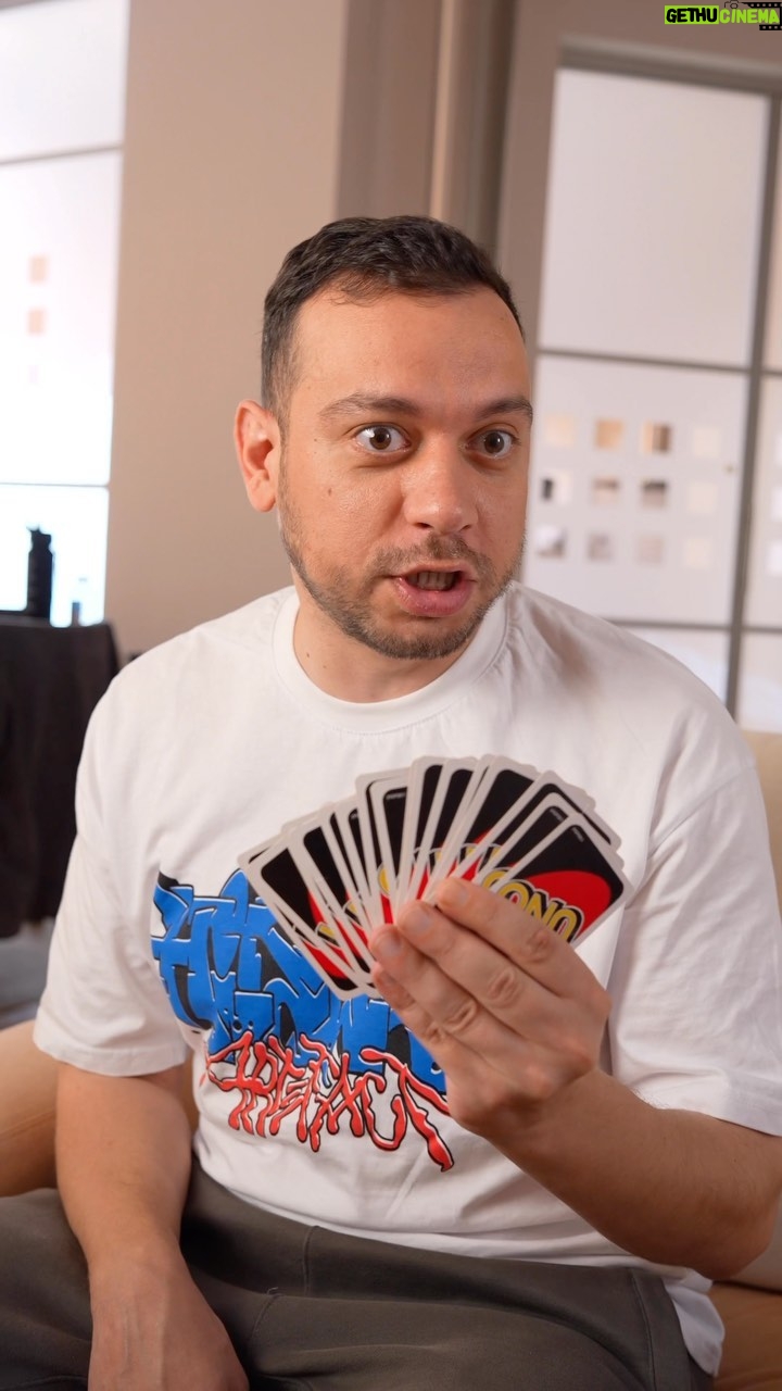 Artur Dilanyan - 61.9K Likes - Вся жизнь - игра! Зачем еще настолки?) #yandilan #игры #юмор #досуг #компания #вечер #друзья