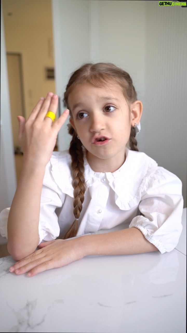 Artur Dilanyan - 319.4K Likes - Первая любовь как двойка, её тоже можно принести из школы. #yandilan #семья #дочь #перваялюбовь #юмор #школа #какжебыть