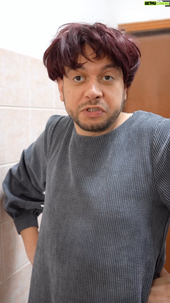 Artur Dilanyan - 83.5K Likes - Чтобы подружиться с соседями, с ними сначала нужно поругаться. #yandilan #семья #отношения #соседи #потоп #сантехника #юмор