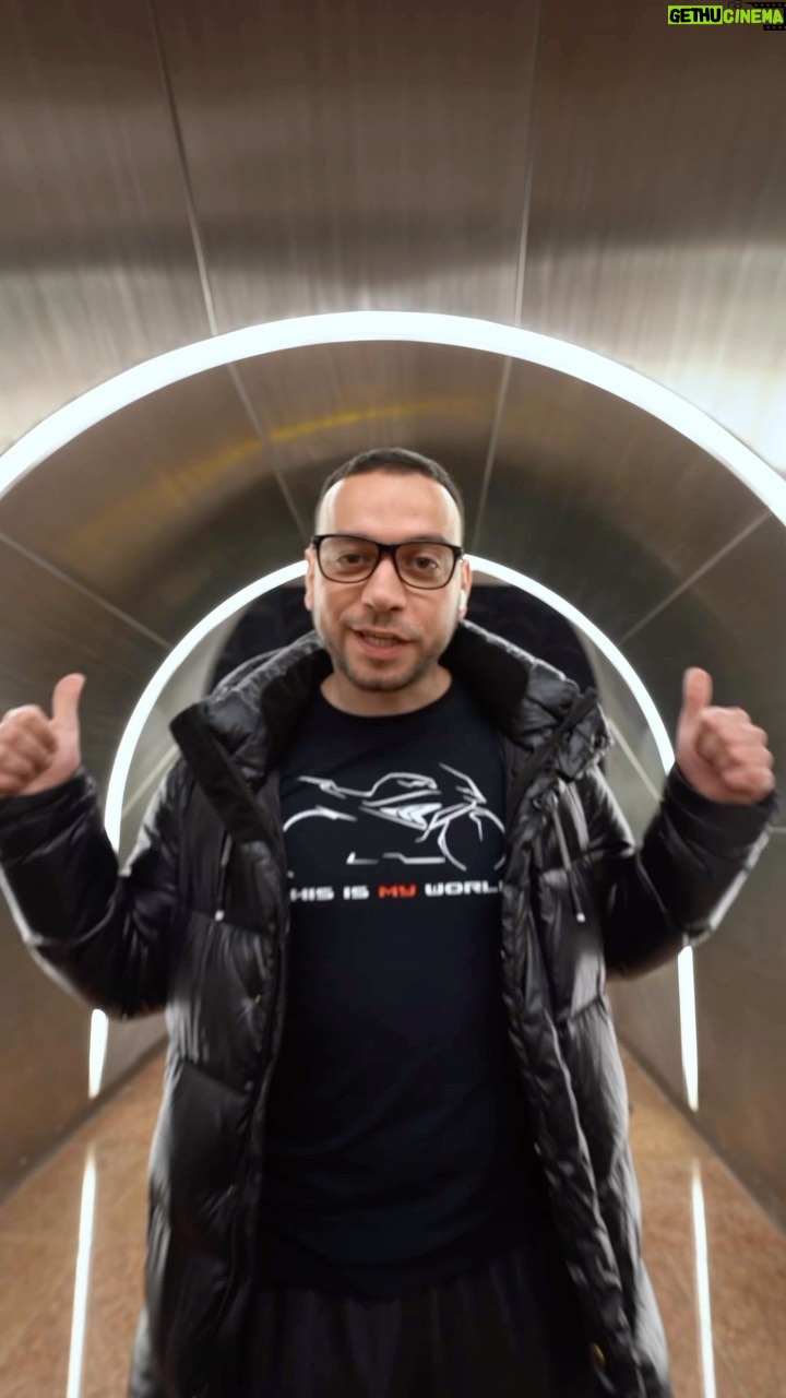 Artur Dilanyan - 79.9K Likes - БКЛ - Быстро, Классно, Легендарно #yandilan #автообзор #юмор #построилиБКЛ #песня