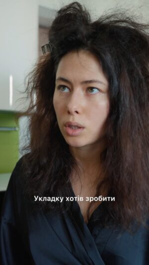 Artur Lohai Instagram - А чого хоче ваша кохана людина? 

Купуйте техніку @rowenta.ua у @comfy_ua і точно вгадаєте бажання  своєї половини ♥️

Тим більше, що в Comfy діють знижки -50% на лінійку колаборації Rowenta з Karl Lagerfeld.

Comfy #намберван з техніки та гаджетів 👌🏻