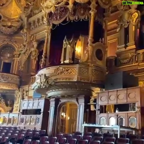 Arturo Brachetti - 1.1K Likes - Lavorare da qui…che meraviglia! 🤩😍
Per una settimana sarò all’Opéra de Monte-Carlo con il Barbiere di Siviglia!
#arturobrachetti