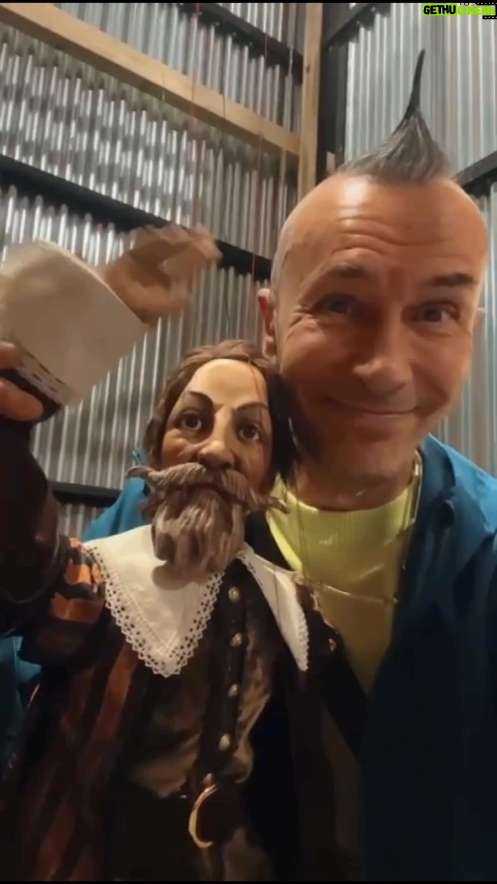 Arturo Brachetti - 420 Likes - Nel mio giorno di riposo vado…a teatro! 🤪
#arturobrachetti