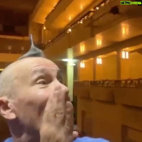 Arturo Brachetti - 562 Likes - Ecco cosa nasconde il Teatro Civico di La Spezia😱