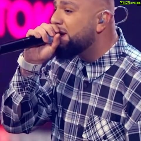 Artyom Kacharyan - 2.7K Likes - 🌹Ты по весне расцветаешь внутри🎶