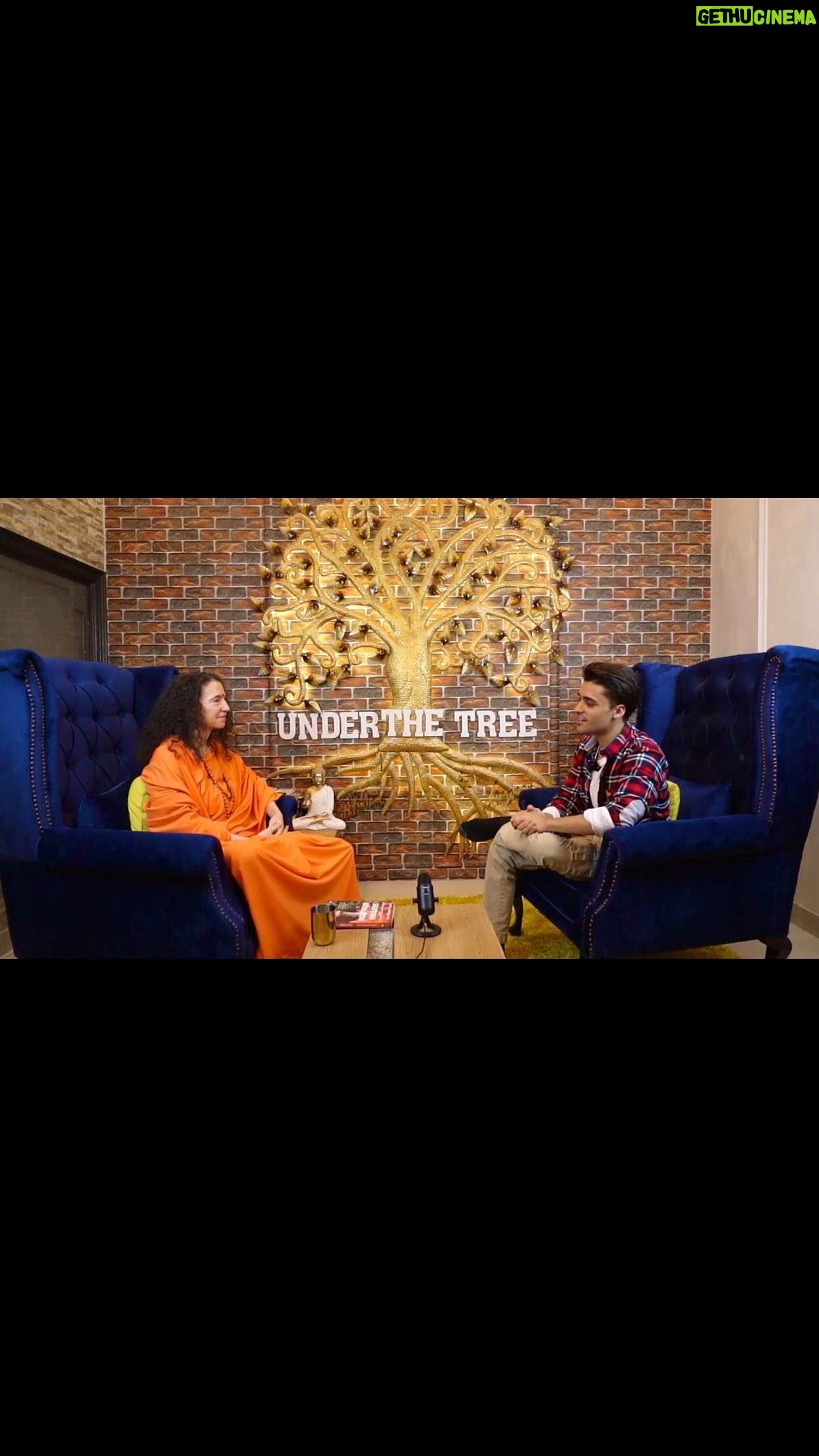Aryaan Arora - 9.3K Likes - Rightly said by Sadhvi Bhagawati Saraswati Ji, āThe youth will not take BS anymoreā.
Originally from Los Angeles, a graduate of Stanford University, Sadhvi Bhagawati Saraswati has lived in the Himalayas for more than 25 years engaged in deep spiritual practice. She has been featured in CNN, NY Times, Discovery Channel, Washington Post , BBC and was awarded the Lifetime Achievement Award by U.S. President Joe Biden for her lifelong commitment to volunteer service.
It was such a delight sitting down with Sadhvi Ji and conversing about the future of the youth - and how we can build a powerful & compassionate generation. Thank you @sadhviji for this spectacular podcast and @pujyaswamiji for your knowledge. I canāt wait for the next episode we do togetheršš¼