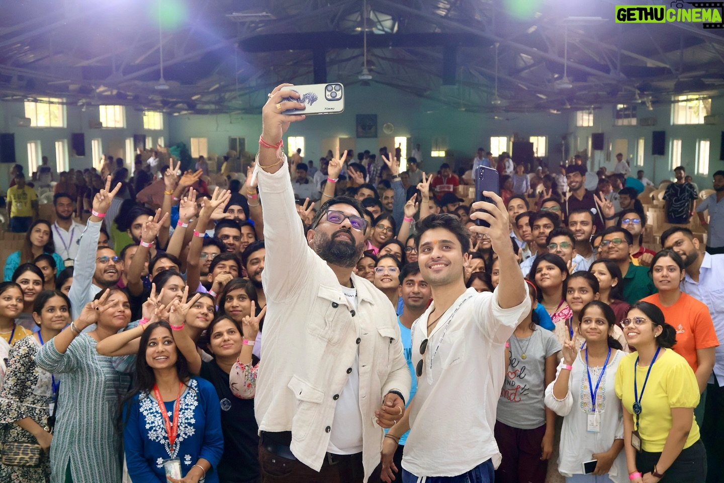 Aryaan Arora - 6.8K Likes - The Best Capture of the Day ⨠All Love from Heart ā¤ļø
Gratitude to @heartfulnessgurugram @heartfulness š