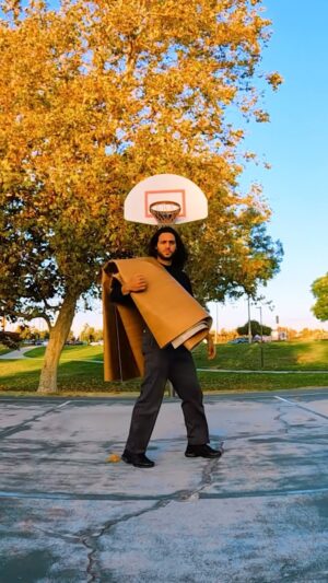 Asaf Goren Instagram - I don’t have any specific goal anymore. I just want to create and share love through music. To create new moves. and maybe through my creations you will find inspiration to create something for the world too ❣️ Hallelujah 

#musicproducer #hiphopbeats #oldschoolhiphop #breakdance #breaking #typebeat