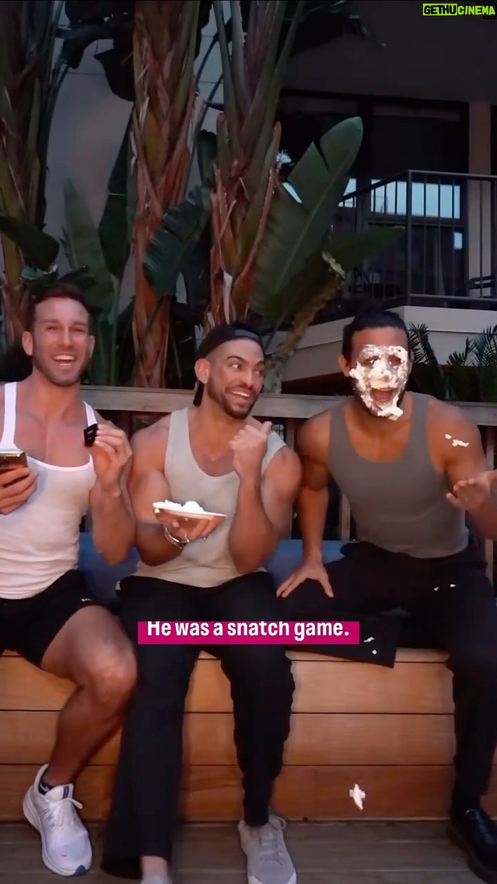 Asaf Goren - 615 Likes - Pit Crew Trivia. Part 1 😮🧁 ps. I’m not good under pressure.
Me and @jessejamespattison @brunocalcantara put our knowledge to the test…
Did you get them both right?
👀 Watch the other trivia questions on their page 😂 See who got a put to the face 🤦🏼♂️🤦🏽♂️
#ohpitcrew #dragraceseason16 #rupaul #dragrace #dragtrivia