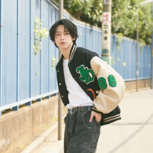 Asahi Itou Instagram - 📸
毎年恒例の、"今"の伊藤あさひを切り取った、、
⁡
フォトブック『ASAHI'22』
⁡
の発売が決定しました！
⁡
また、お渡し会イベントを12/18(日)に東京・SHIBUYA TSUTAYAにて開催します！！
⁡
K-SHOPでは直筆サイン＋宛名入りで販売予定です☺︎
⁡
詳細は、また後日、、。🫠

#ぜひ会いにきてね🫶