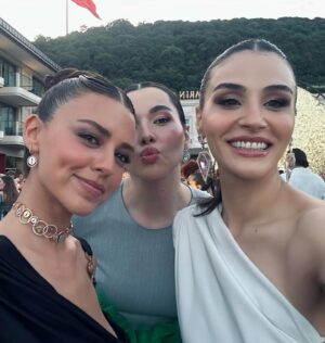 Asena Girişken Instagram - #ellestyleawards @elleturkiye 💫✨⭐️