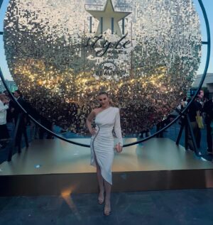 Asena Girişken Instagram - #ellestyleawards @elleturkiye 💫✨⭐️