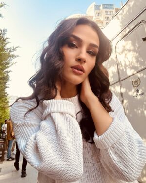 Asena Girişken Instagram - Setten bildiriyorum…😬
@aldatmakdizi 🤍