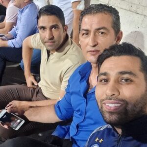 Ashkan Darvishi Instagram - .
رفیق که نه داداش؛ #تولدت_مبارک پرویز خان
@parvizboromand1 
خواهر گلم همیشه کنار هم‌خوشبخت ترین باشید و عشقتون‌پایدار
@meson_parniyaz 
به افتخار و احترام پرویز خان با شرف دوست داشتنی ؛ سانس ویژه فردا پنجشنبه یازدهم خرداد ساعت چهار عصر تئاتر کمدی هوندا آدیداس به مناسبت تولد پیشکسوت دوست داشتنی و محبوب ایران ؛ با حضور دوستان ورزشی و هنری  و عزیزان دل ؛ تقدیمشان میگردد
#هوندا_آدیداس #تولد #پرویز_برومند #دربی #استقلال #پرسپولیس #استقلال_پرسپولیس #فوتبال