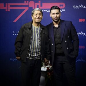 Ashkan Darvishi Instagram - .
بابا جونم تولدت مبارک ؛ اما میشه خواهش کنم پیر نشی🎂😔👑💎💙
والااااا خودمون کم بدبختی داریم هِی پدر مادرامونم پیرتر میشن و موهاشون سفیدتر میشه😔🤚
سخت ترین کاردنیا تبریک تولد گفتن به عزیزانیه که دلت نمیخواد پیرتر بشن و دوس داری تو همون سن همیشه بمونن و پیرتر نشن😔😔🎂
ای کاش میشد اونایی که دوسشون داری رو تو یه سن متوقف کنی که پیرتر نشن و همیشه برات بمونن 😔🤚
.
.
تولد بابا : اول آذر ... 🎂
.
.

#پدر #تولدت_مبارک #بابا #تولد 
#pedar #baba #father #happy #happybirthday #birthday