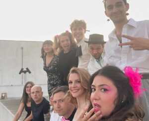 Ashley Bell Instagram - Summertime roofin & crawlin through the attic 🤍 @groundlingssundayco #summernights #melrose