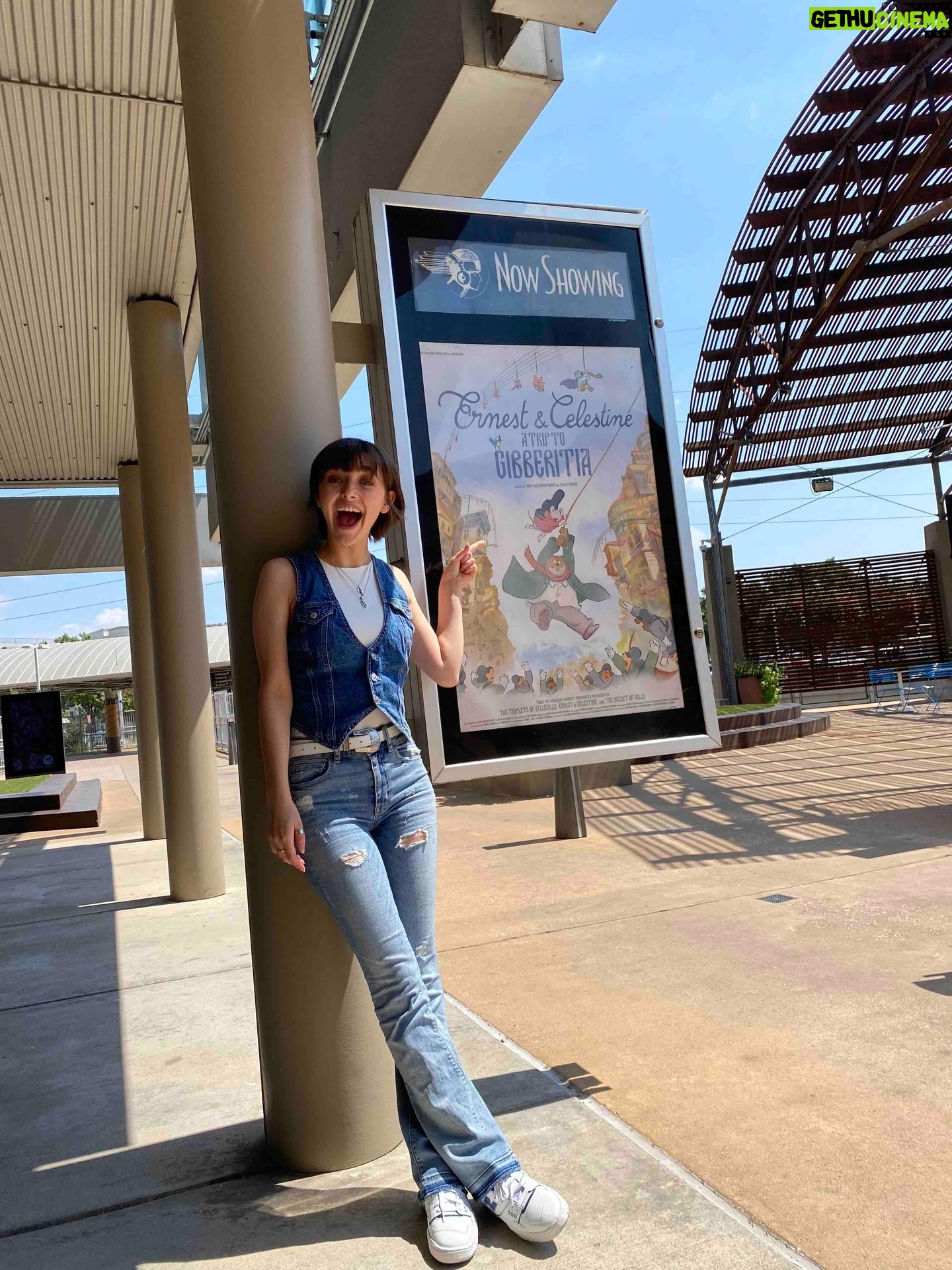 Ashley Boettcher - 3 Likes - Looking for something to do this weekend?? Watch Ernest & Celestine: A Trip to Gibberita! Don’t be fooled by the cute animation, this movie is for anyone, young or young at heart! It was a joy to be part of this, love the amazing people who are a part of it 💗 Find a theater near you and get tickets at ErnestAndCelestine.com!
•
Ps: if you go see it, post about it and tag me!!!
#ErnestAndCelestine