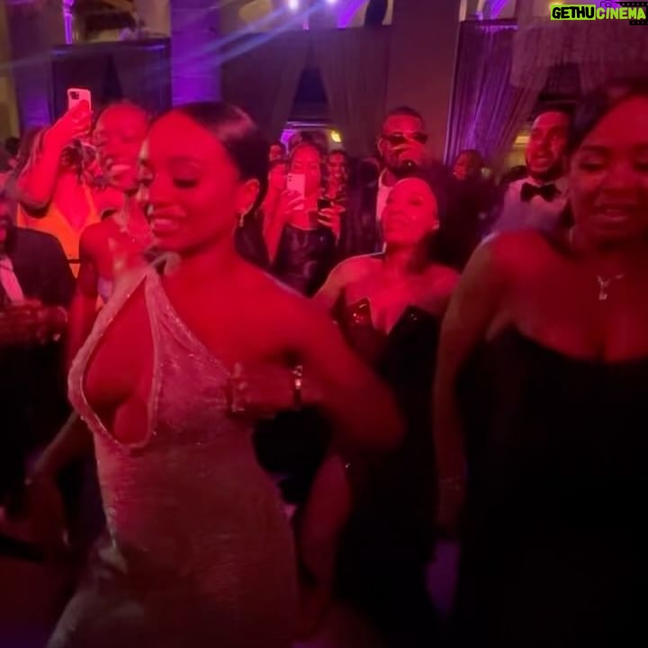 Ashley Calloway - 1.4K Likes - Just a week ago!✨❤️ #AtoZ23 was too lit🔥
Thank you to @designer_elijah_ & @goldenkendoll for making me feel so beautiful!!💕