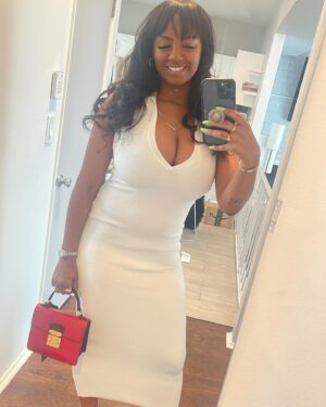 Ashley Calloway Instagram - 💙💙✌🏾