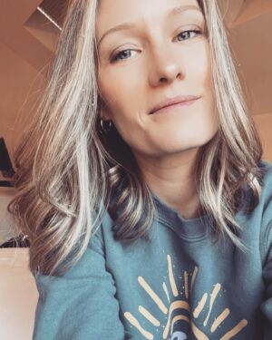 Ashley Grace Instagram - The best is yet to be ⭐️ 35 ⭐️ Older. Blonder. Braver.
