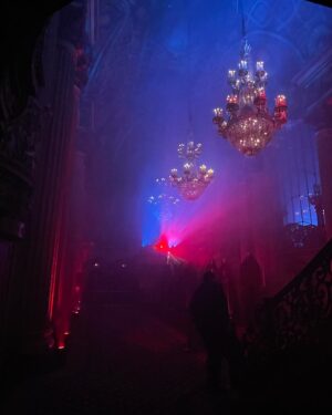 Ashley Laurence Instagram - A big thank you to @seanjdecker for the immersive walk-through haunted event, “Angel of Light”. Walking through a creeped-out historic @losangelestheatre.la with friends @adamrobitel @joepmoe @_martinaguilera @kellimaroney @theseankeller @madmanmendez @adam_fn_green @spookydanwalker @devilzplaything @chelseastardust @darrenbousman @axelle_carolyn @tammy_sutton  was fantastic.
Hope to see you all soon 🎉🔥
