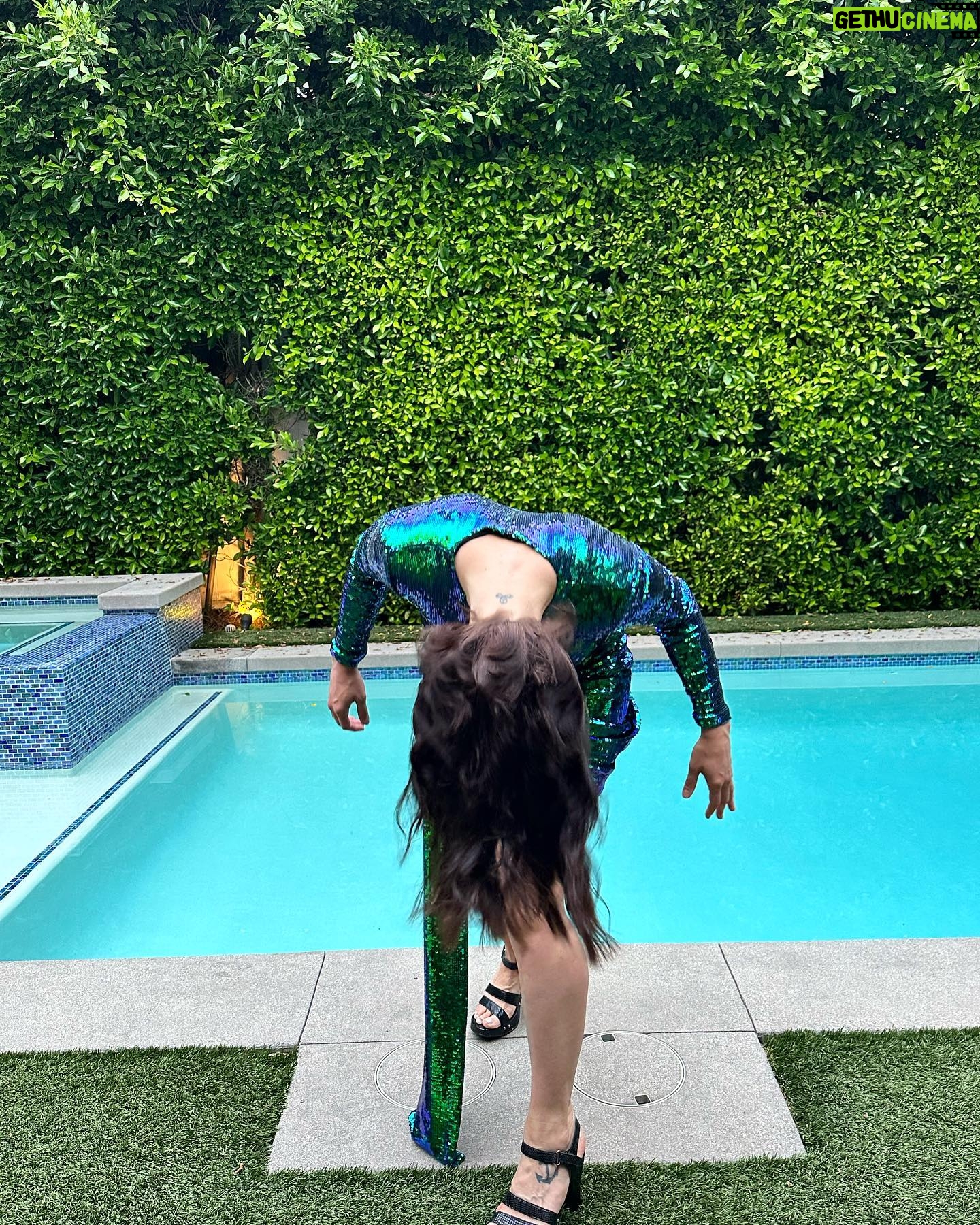Ashley Platz - 663 Likes - It’s giving underwater superhero. And a little mess. #HairFlip @nadinemerabi