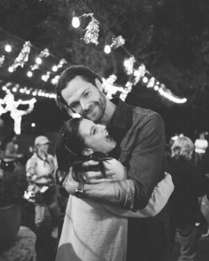 Ashley Reyes Instagram - Some @keeoone photos from the finale. It’s a special group and I’m oh so glad we get to do it all again. Let’s go Season 4 @thecwwalker ❤️