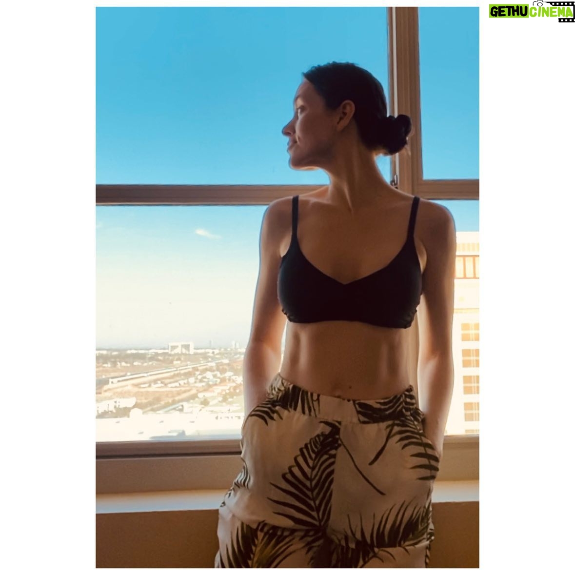 Ashlynn Yennie - 1.2K Likes - Never met a window seat I didn’t love ❤️ #windowlover