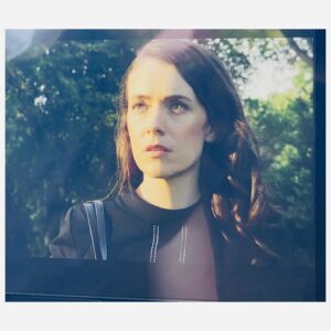 Ashlynn Yennie Instagram - Uno Dos Très … I gave some good face to the camera last week 🎥😁 Time to start another week!  #monitorshots #closup #workingmom