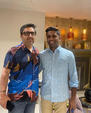 Ashneer Grover Instagram - It was great catching up with @beyondsnacks Founder Manas. Kerala Banana Chips was the first deal of Shark Tank Season 1 and it’s heartening to see him grow 3x in scale profitably within 6 months ! #ungreasyanna #sharktankindia